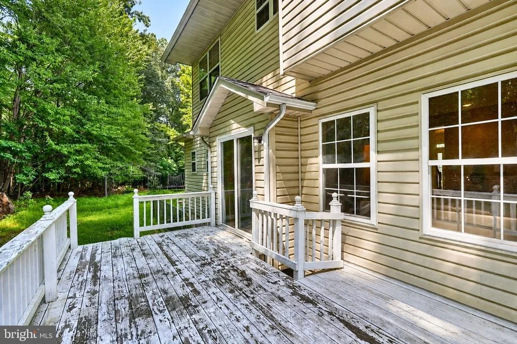 Photo of 9106 HELMSLEY DRIVE
