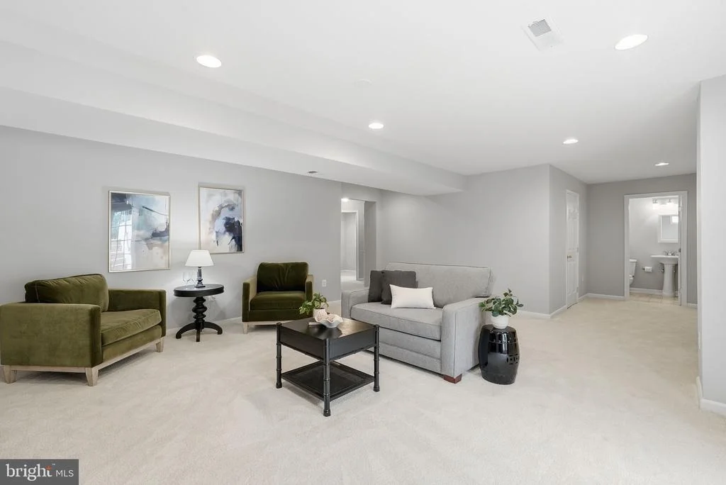 Photo of 44028 TAVERN DRIVE