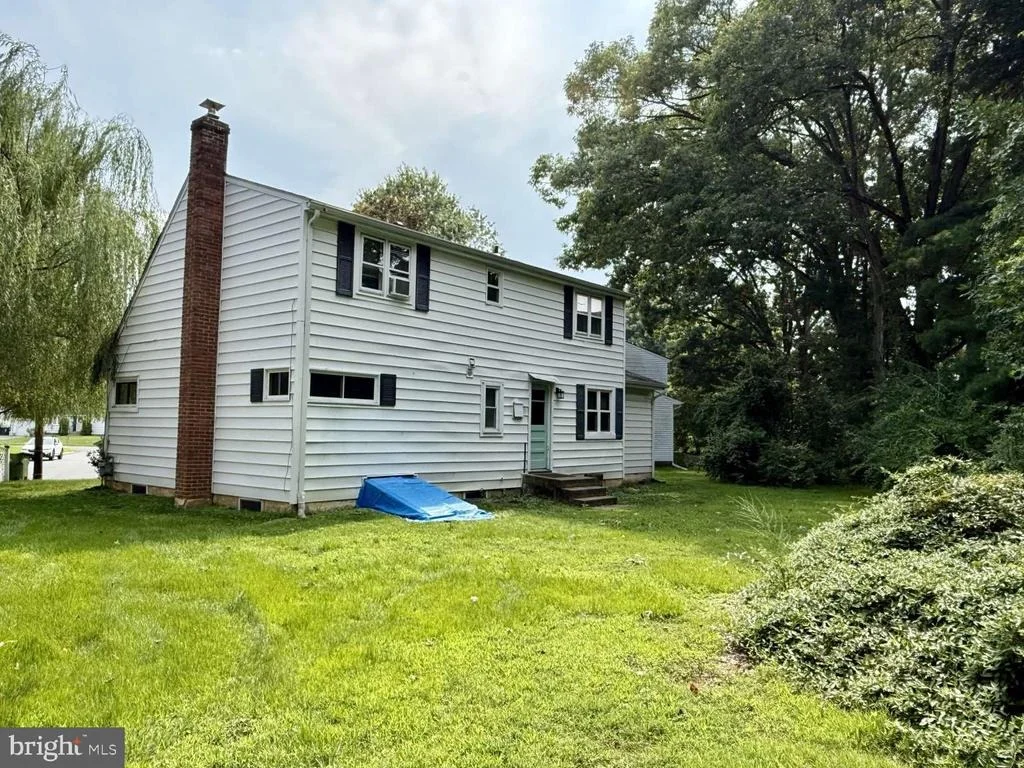Photo of 8 CONNELL CIRCLE