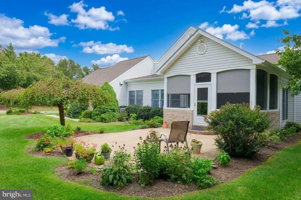 Photo of 18705 DOVER DRIVE