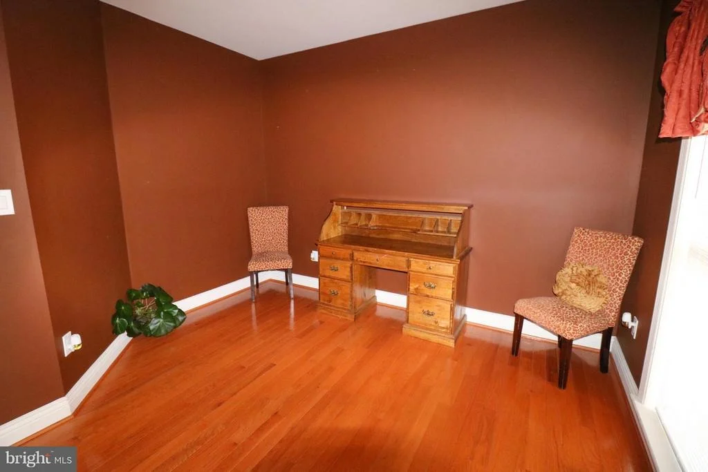 Photo of 1762 CASTLE ROCK ROAD