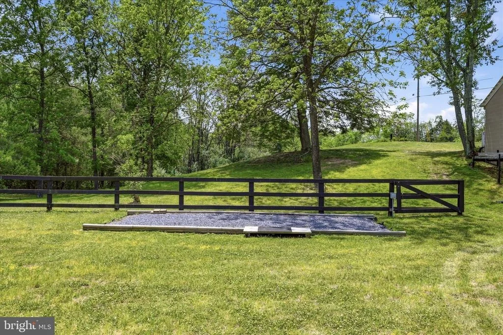 Photo of 2983 MILLWOOD PIKE