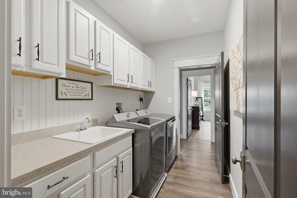 Photo of 1420 PEDIGREE STREET