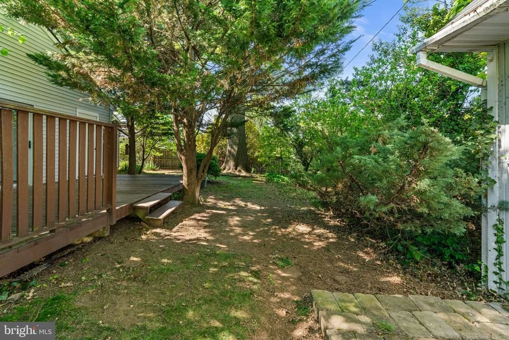 Photo of 7512 FAR HILLS DRIVE