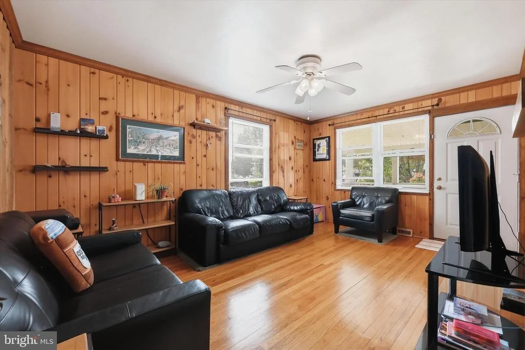 Photo of 316 REDWOOD AVE