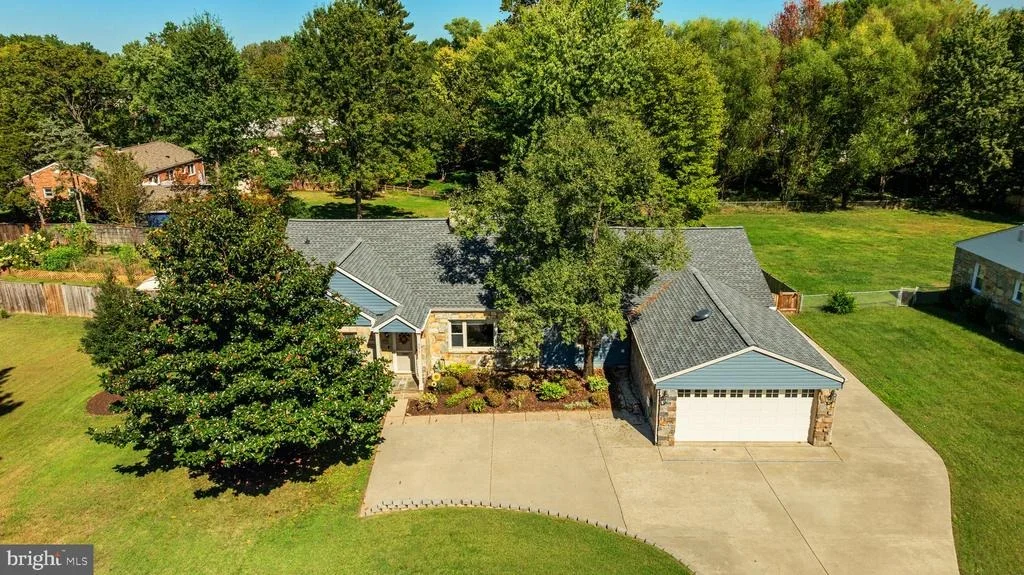Photo of 9019 SUDLEY ROAD