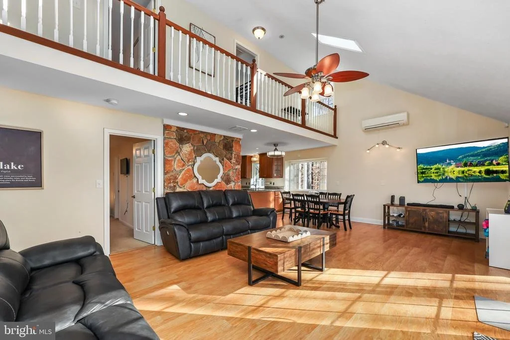 Photo of 11800 DUKES DRIVE