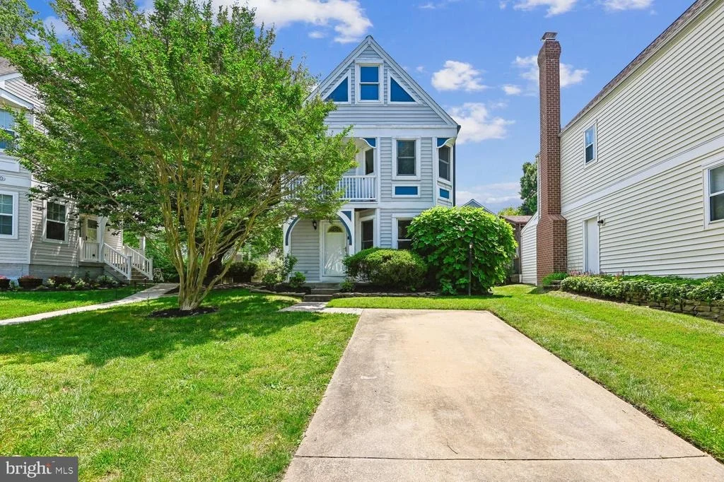 Photo of 7236 RIDING HOOD CIRCLE SE
