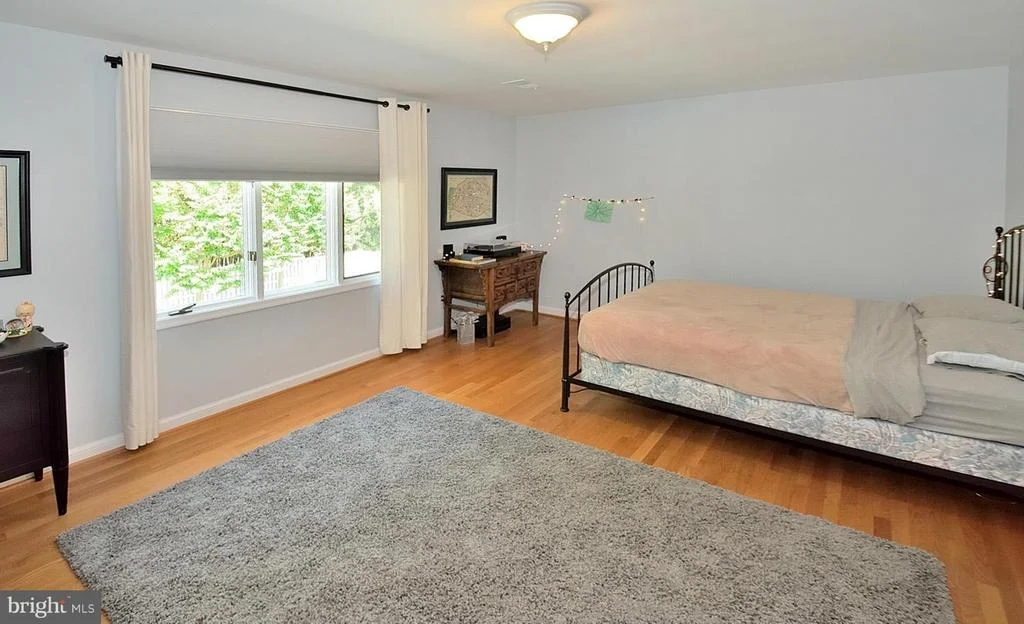 Photo of 6281 DUNAWAY COURT