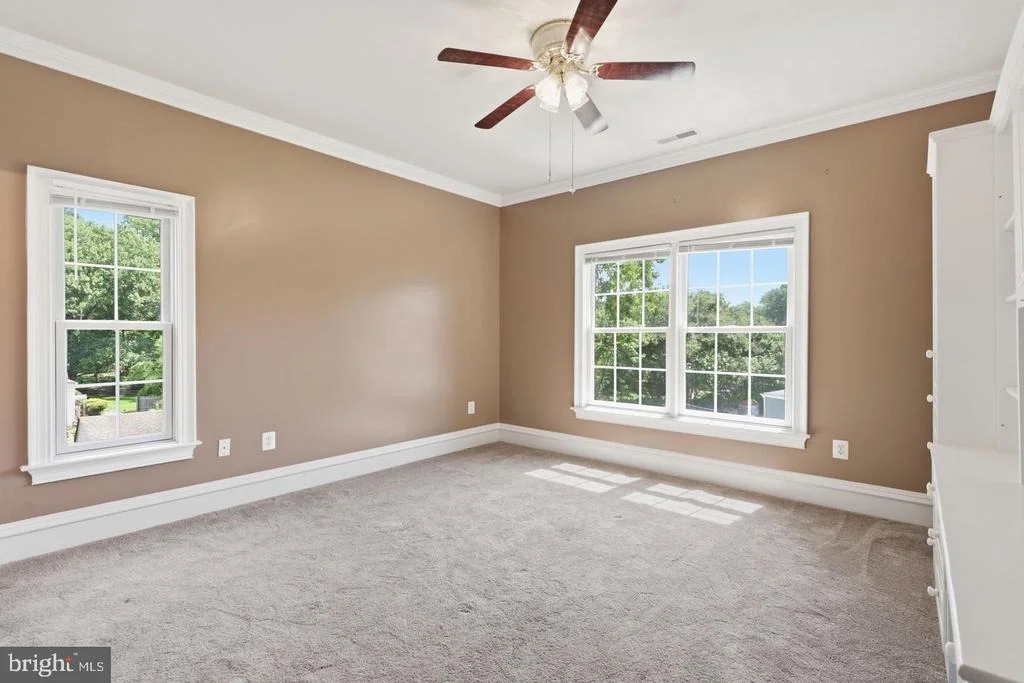Photo of 8813 OAK LEAF DRIVE