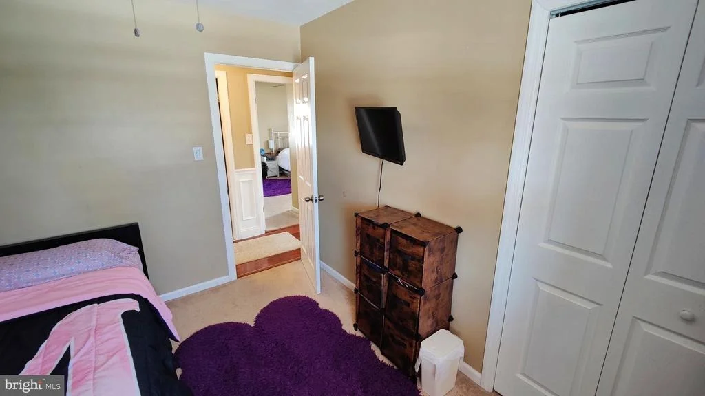 Photo of 146 GLENVIEW LANE