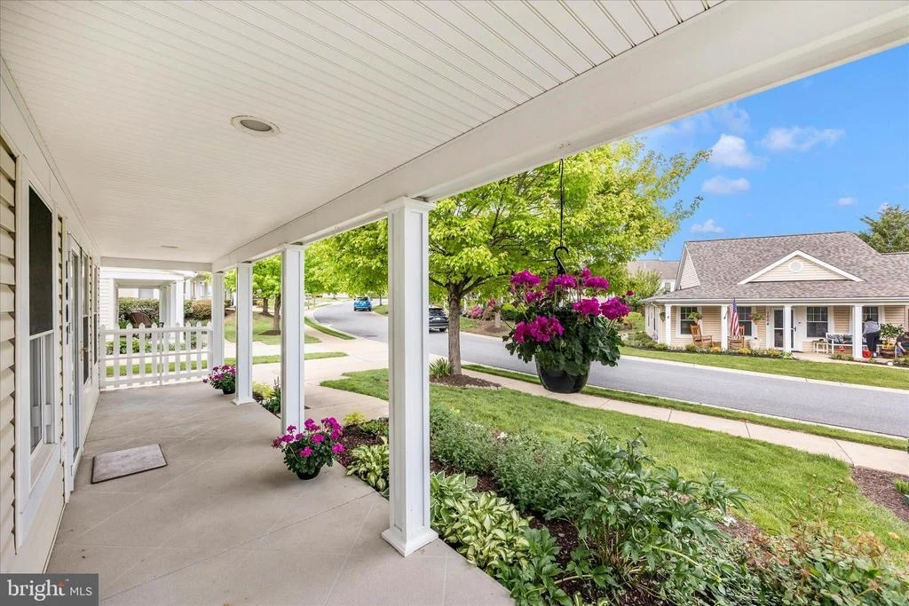 Photo of 1007 PARADE LANE