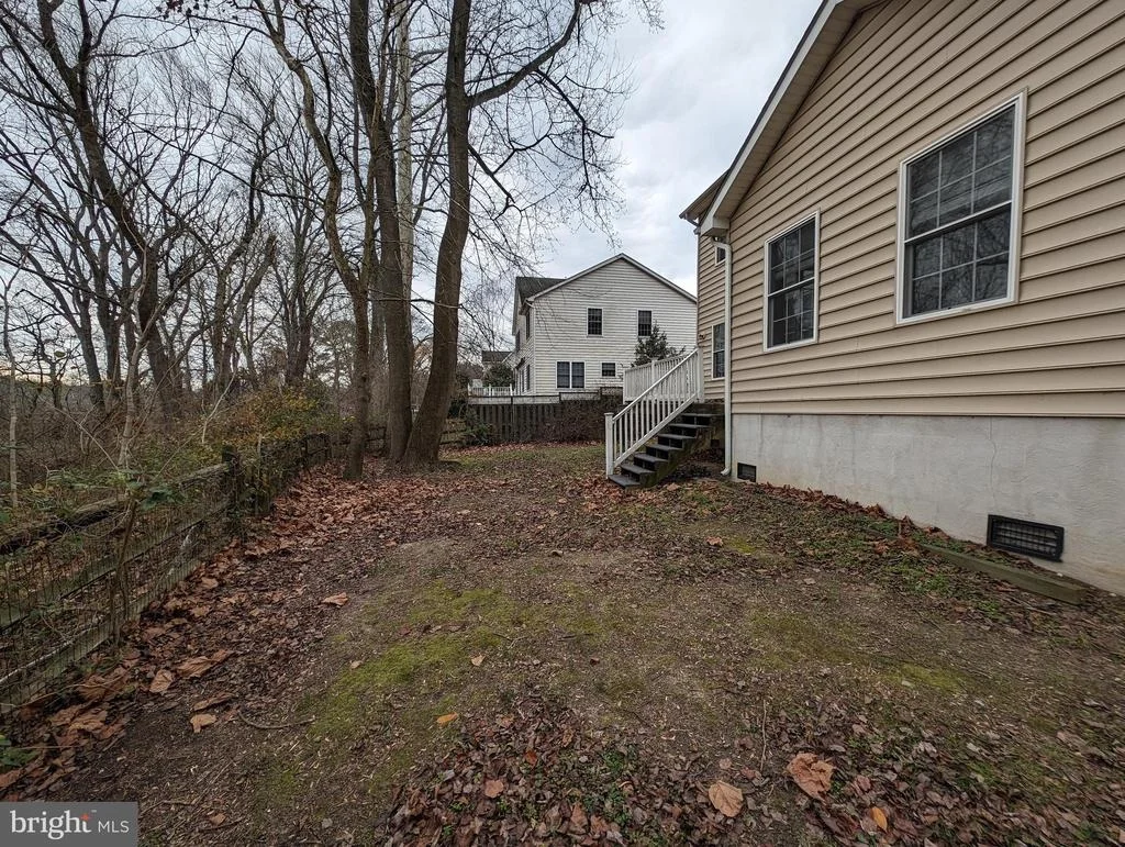 Photo of 32159 RIVER ROAD