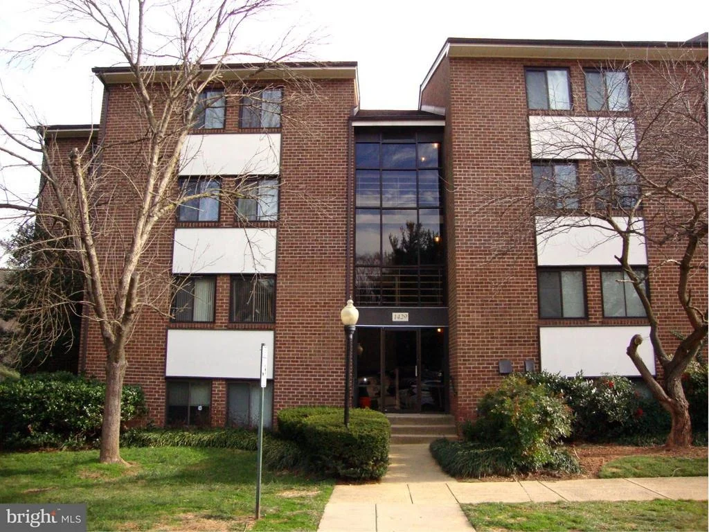 Photo of Unit 21C at 1429 NORTHGATE SQUARE