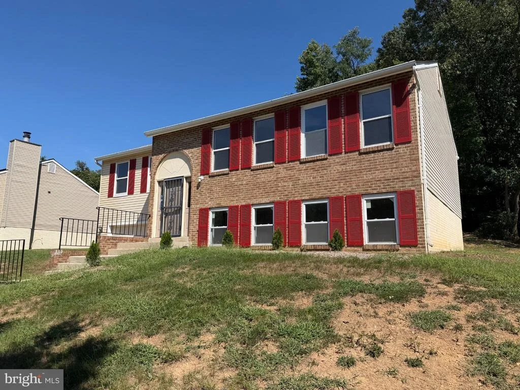Photo of 12708 LAMPTON LANE
