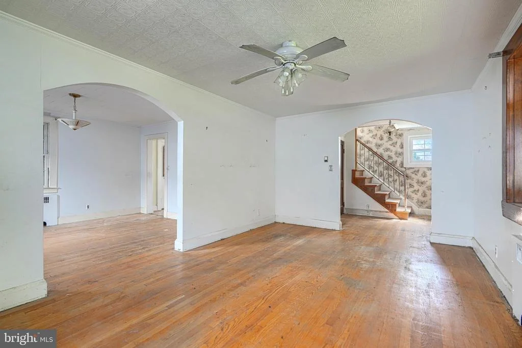 Photo of 4321 ANNAPOLIS ROAD