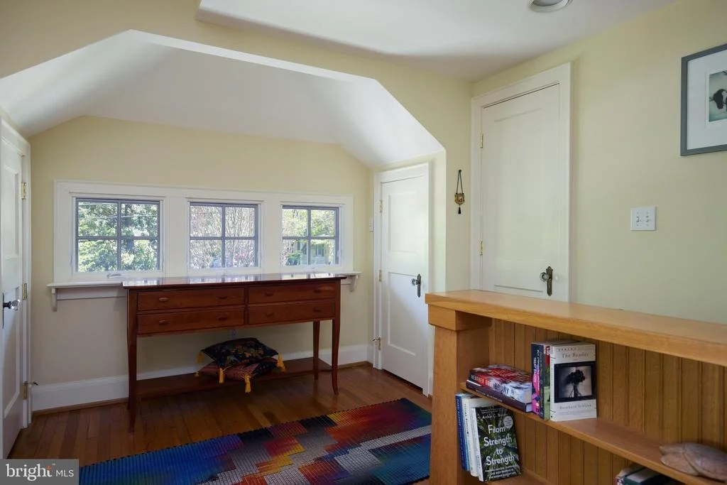 Photo of 4236 RIVER ROAD NW