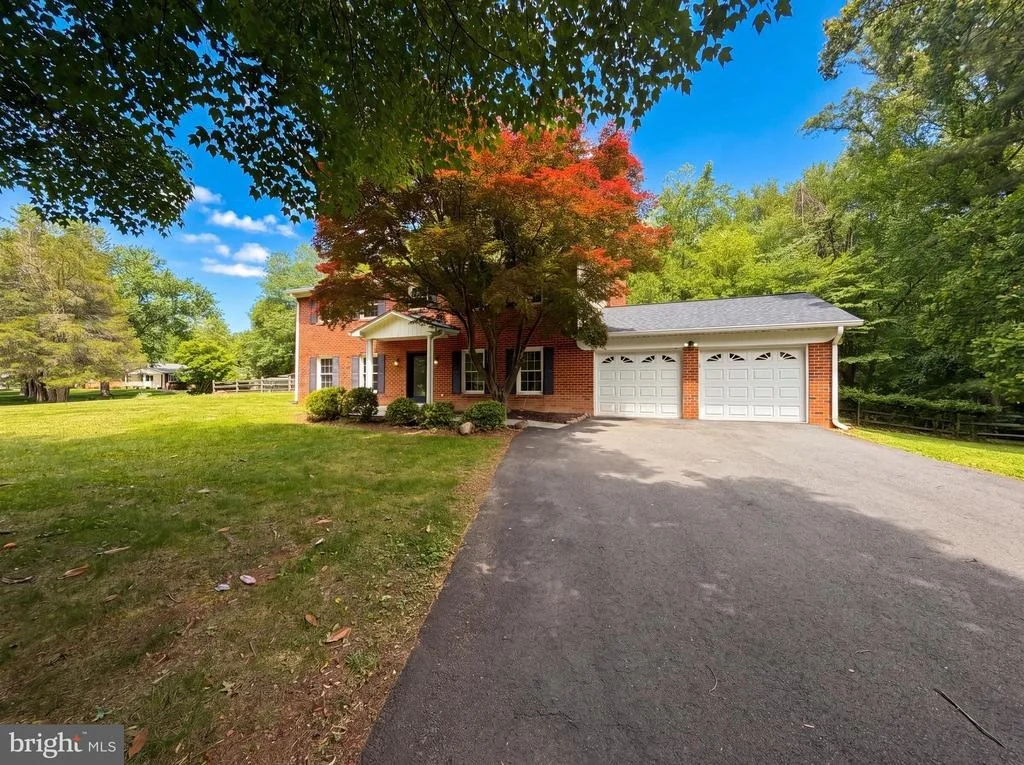 Photo of 3211 FOX MILL ROAD