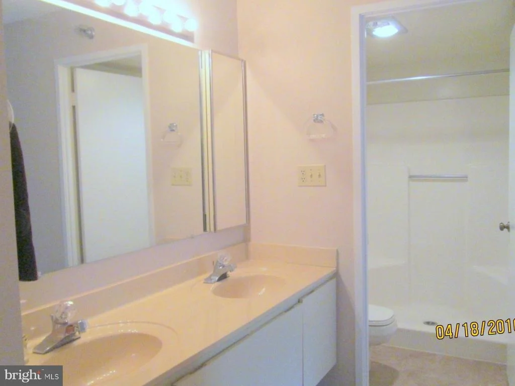 Photo of Unit 3714 at 15115 INTERLACHEN DRIVE