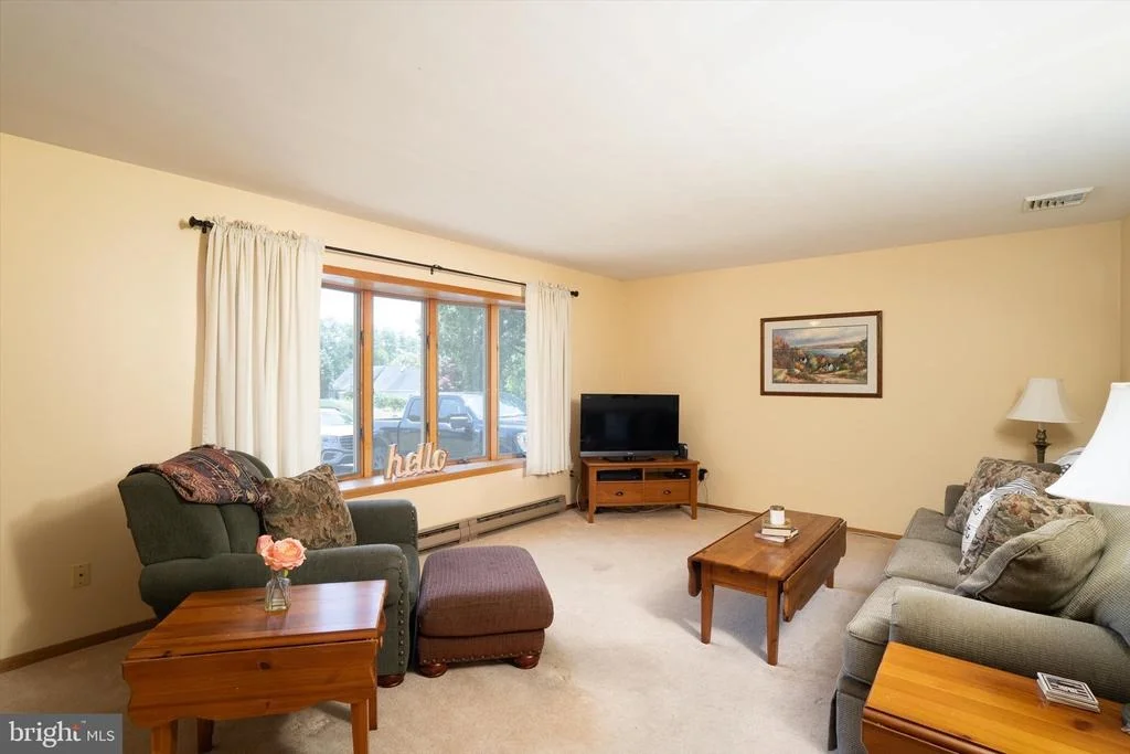 Photo of 6 ELEANOR DRIVE
