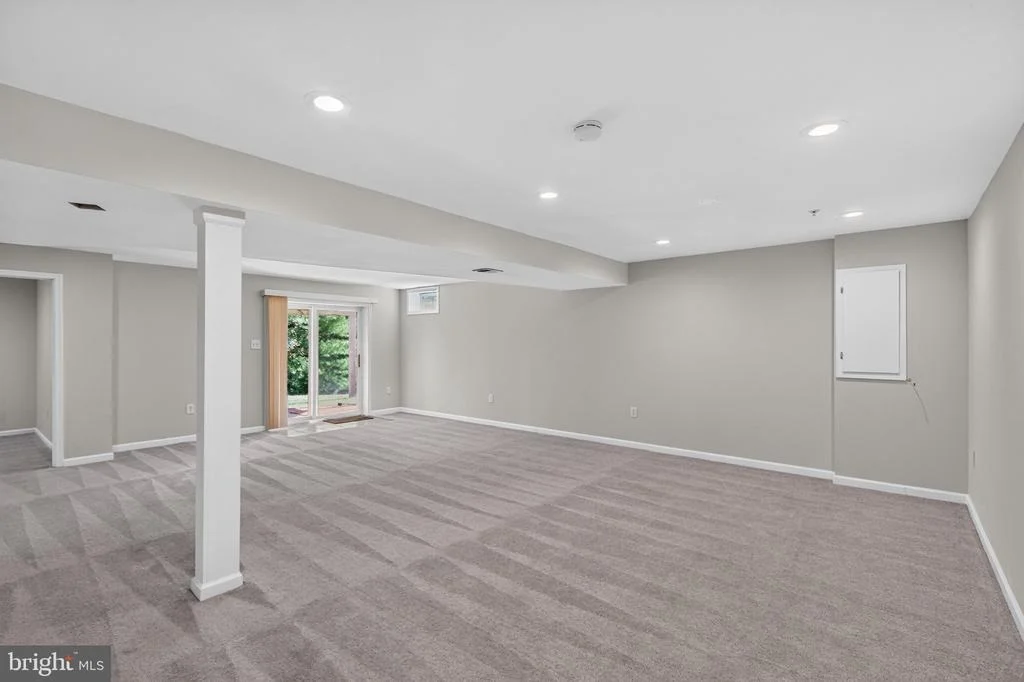 Photo of 1908 ORCHARD HILL DRIVE