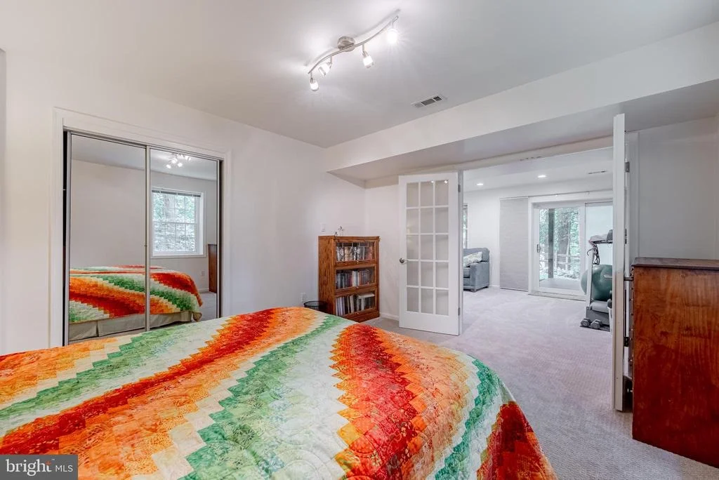 Photo of 10922 SHADOW LANE