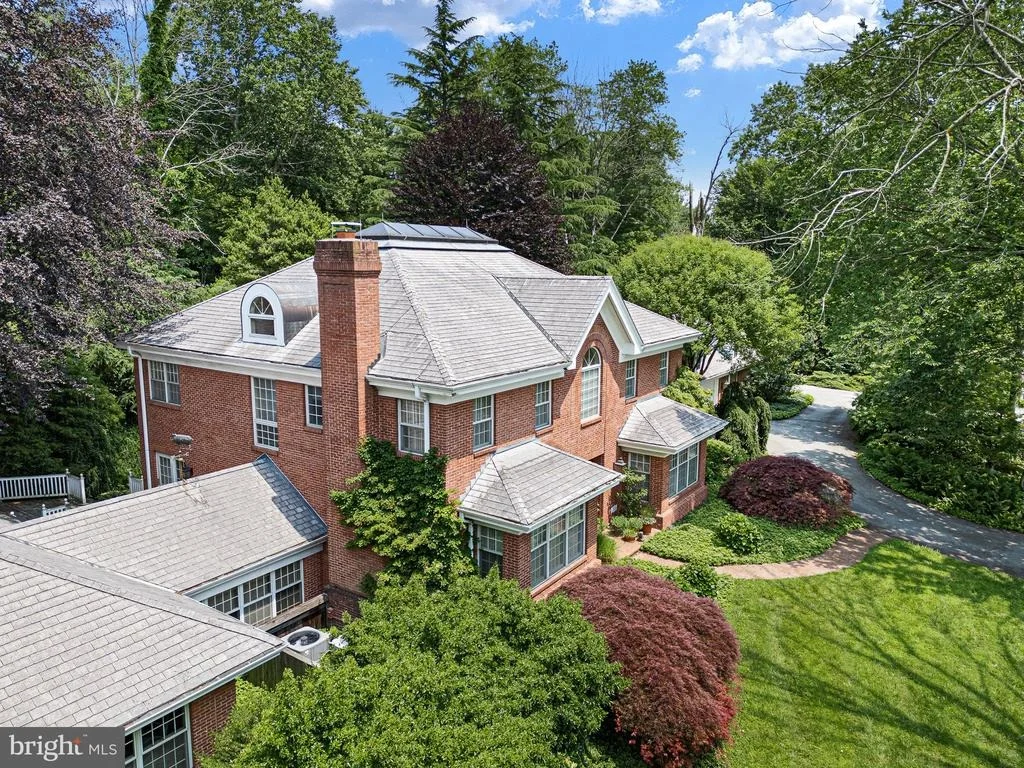 Photo of 2 FARRON DRIVE