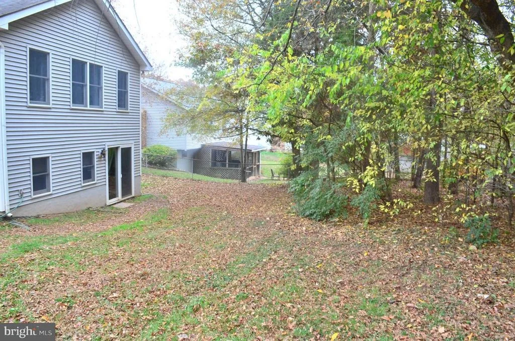 Photo of 9644 BRANCHVIEW LANE