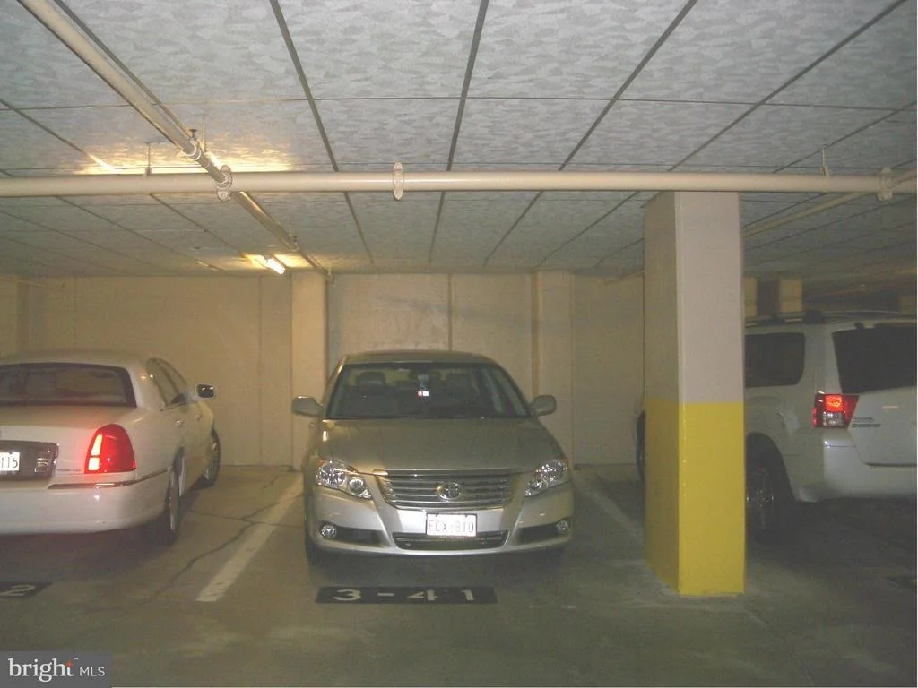 Photo of Unit 3523 at 15115 INTERLACHEN DRIVE