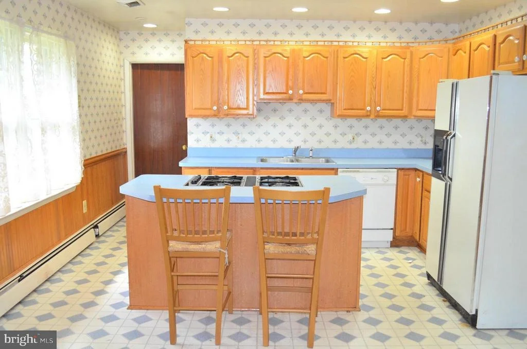 Photo of 9000 JACKSON AVENUE
