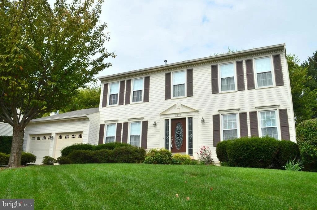 Photo of 9356 RIVER CREST ROAD