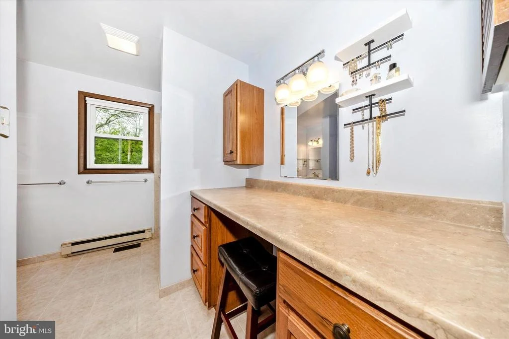 Photo of 360 BERNICE DRIVE
