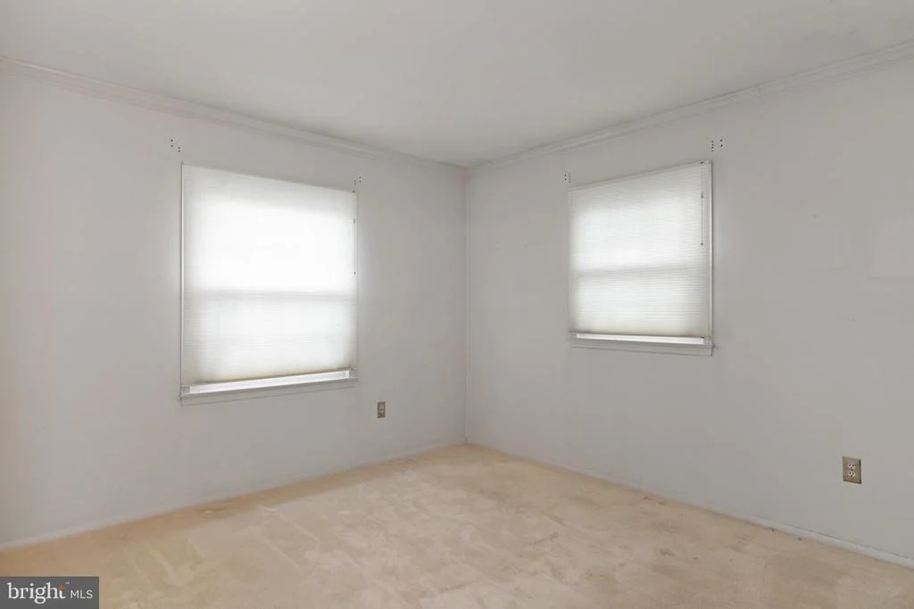Photo of 9816 GREENVIEW LANE