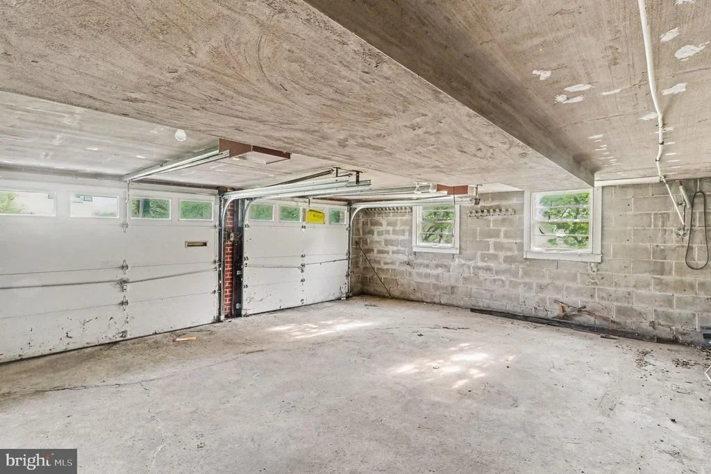 Photo of 1202 HILLSIDE BOULEVARD
