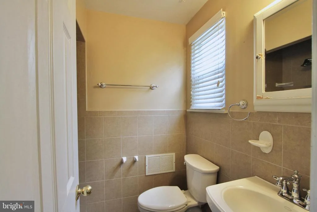 Photo of 789 MILLER DRIVE