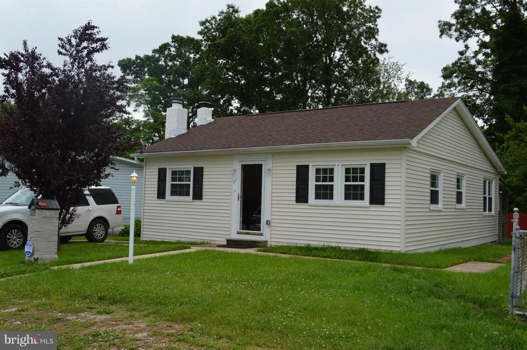 Photo of 111 COMPASS ROAD