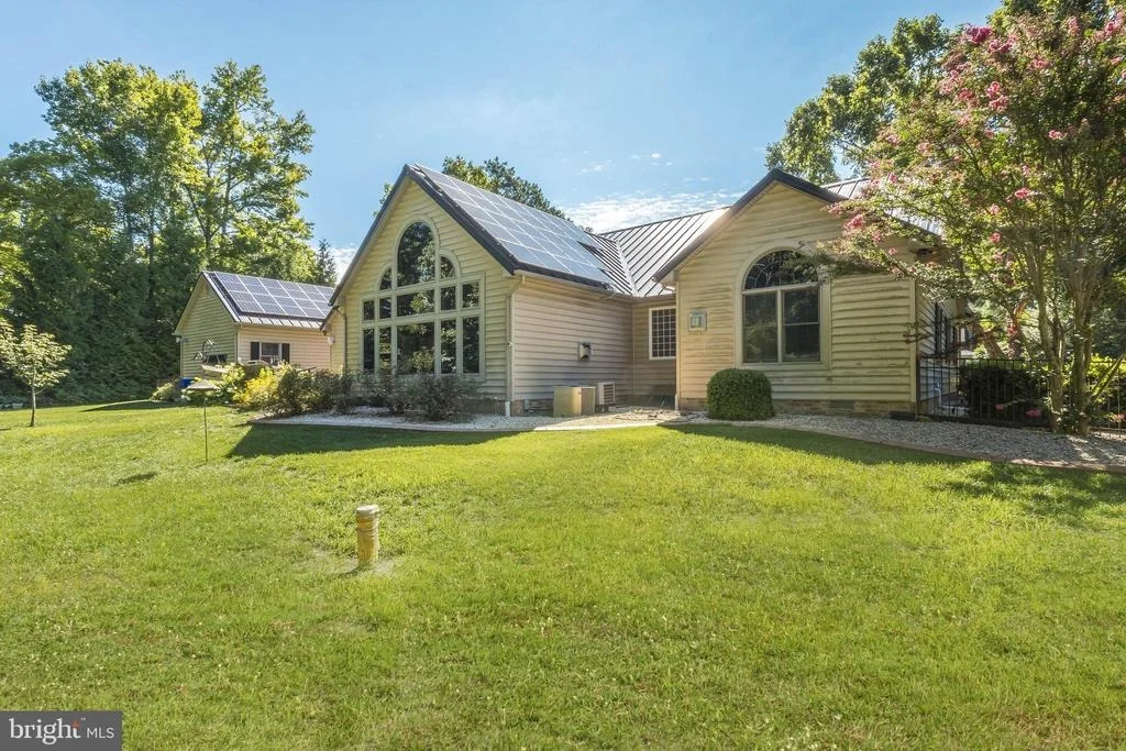 Photo of 25 HIDDEN HILLS DRIVE