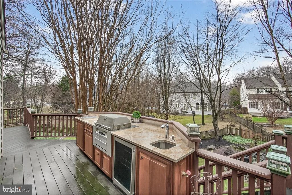 Photo of 6434 BELLEVUE PLACE