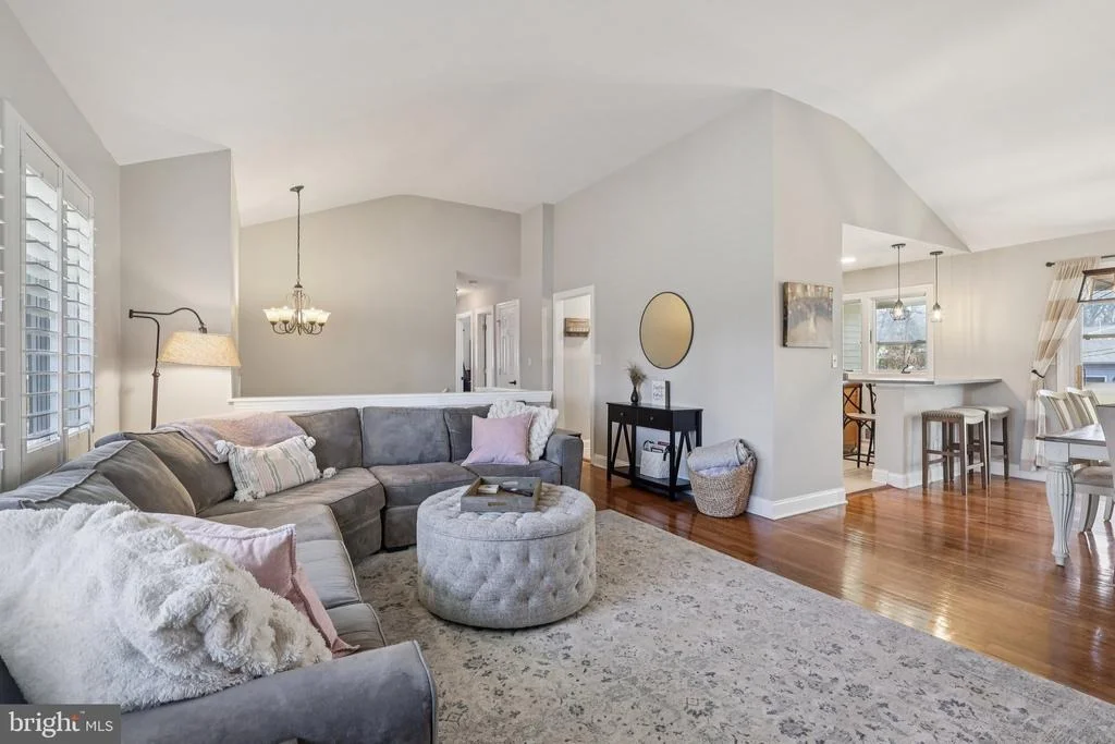 Photo of 6 RYDAL DRIVE