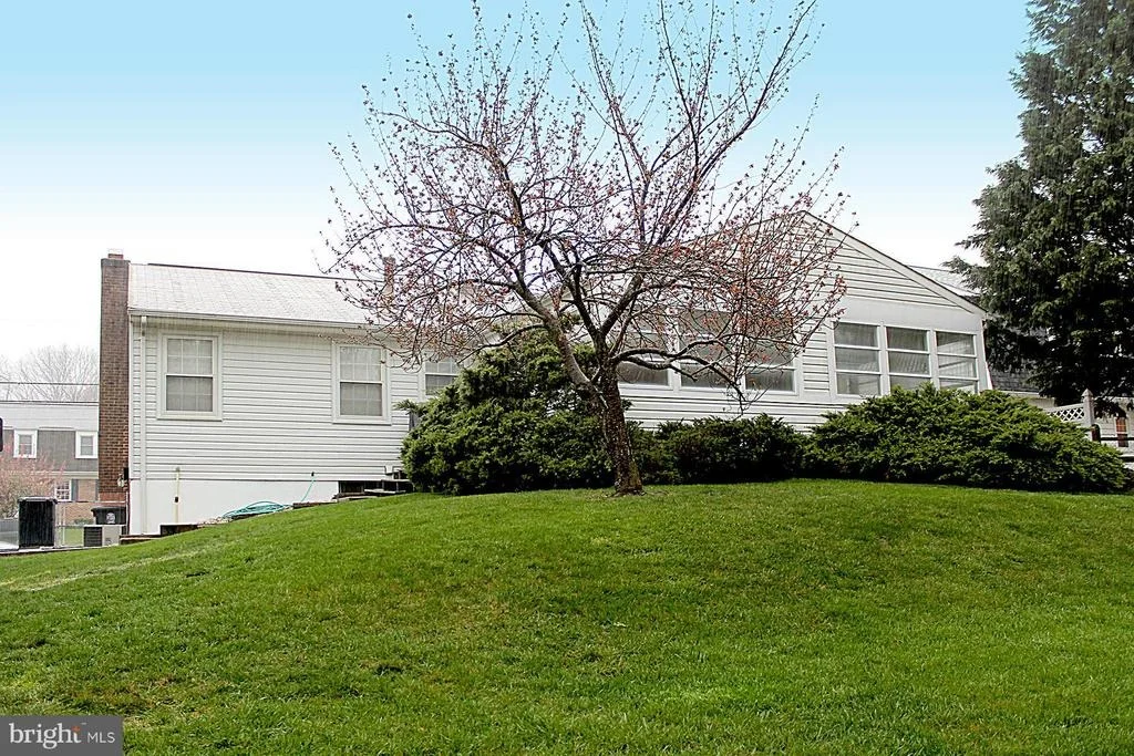 Photo of 16209 JERALD ROAD