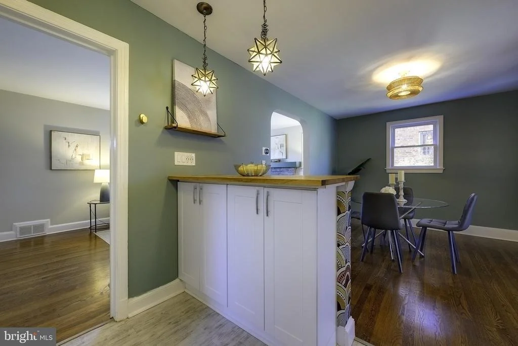 Photo of 1822 41ST PLACE SE
