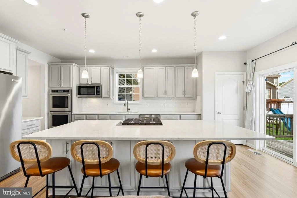 Photo of 2413 BELDEN LANE