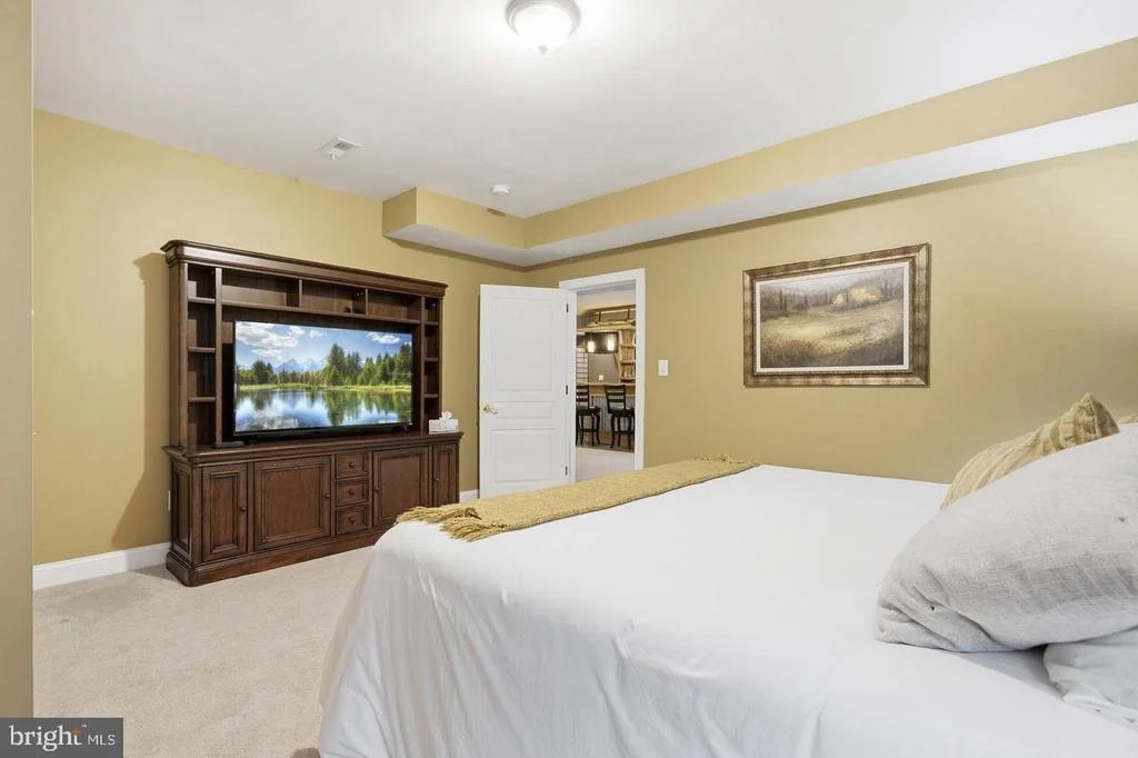 Photo of 3820 LEAFCREST COURT