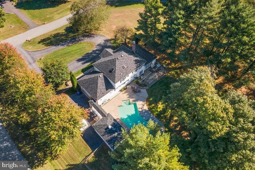 Photo of 8516 PADDOCKVIEW DRIVE
