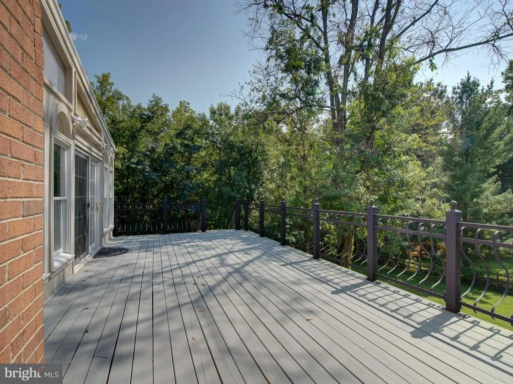 Photo of 11769 HOLLYVIEW DRIVE