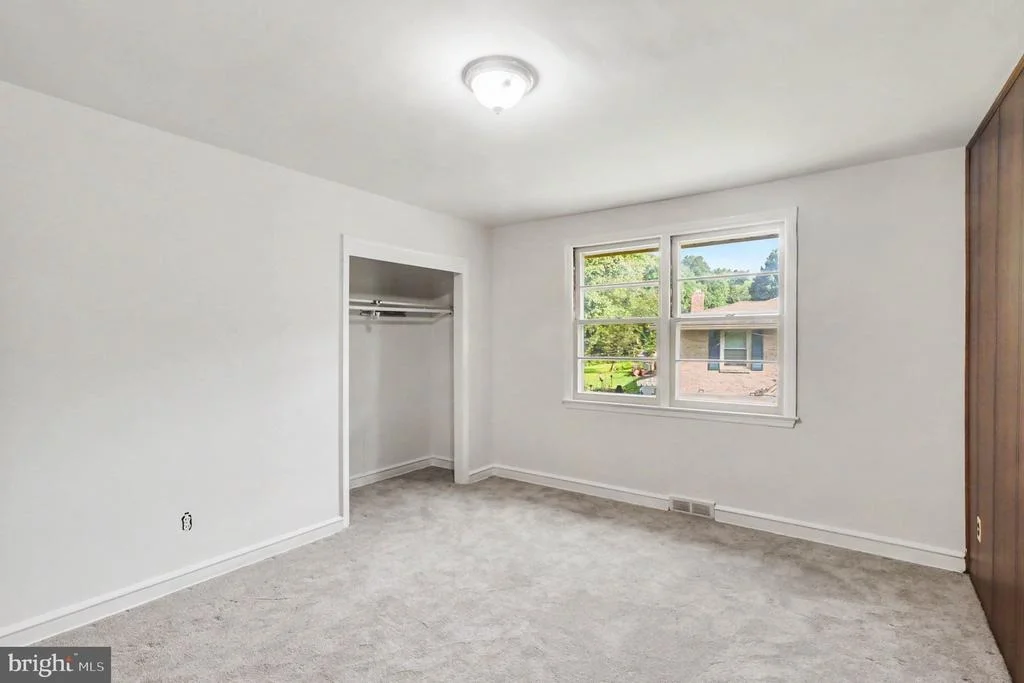 Photo of 1202 HILLSIDE BOULEVARD