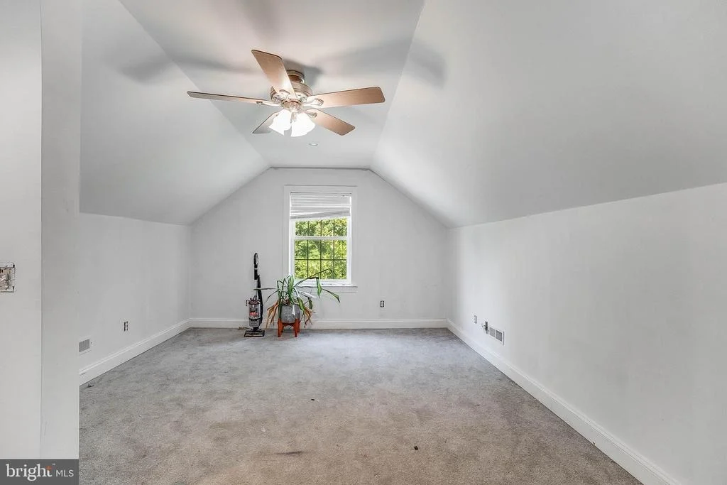Photo of 33015 FOREST KNOLL DRIVE
