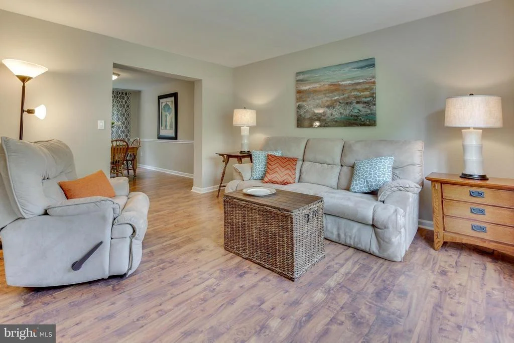 Photo of 9275 CARTERSVILLE ROAD