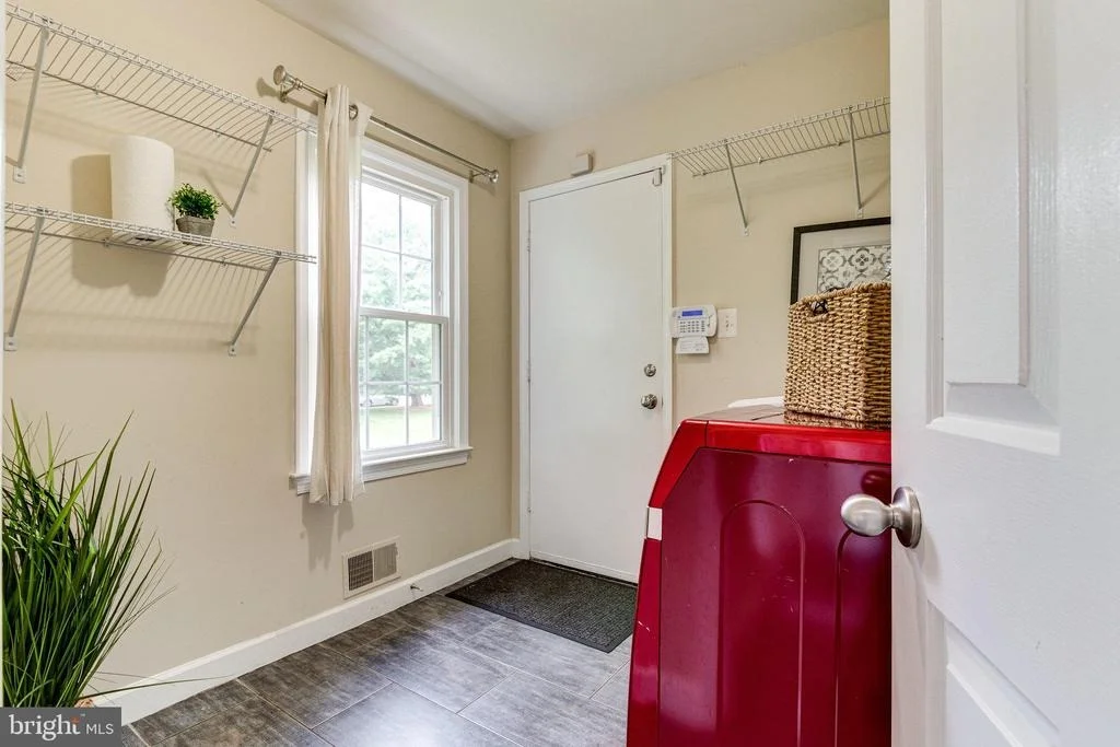 Photo of 1399 PARK LAKE DRIVE