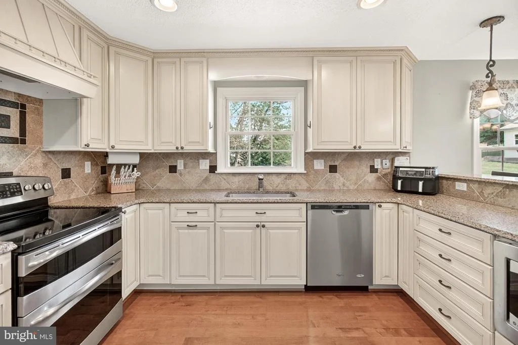 Photo of 7222 PATTON DRIVE